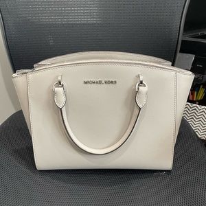 Michael Kors grey purse